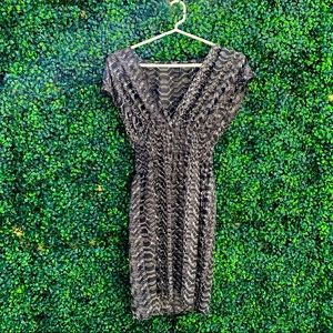 Guess black and white dress